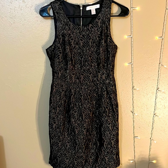 Brocade fabric dress - Picture 1 of 5